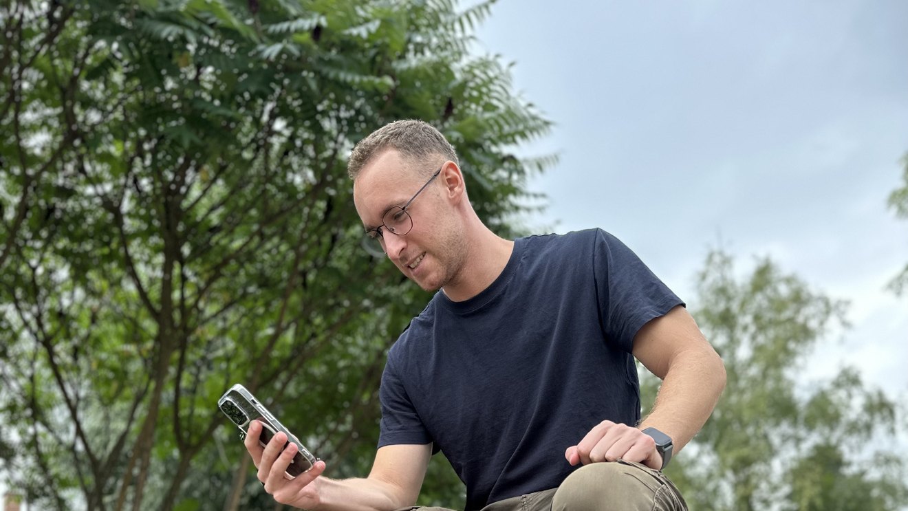 Natáčení videa mobilem venku v přirozeném světle